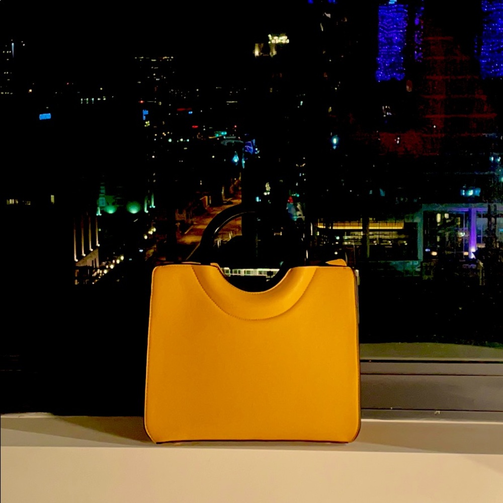 Mustard Yellow Purse - Picture 1 of 13
